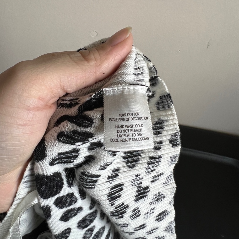 White House Black Market Animal Print Lace Trim Short Sleeve Cardigan Sweater - Picture 4 of 4